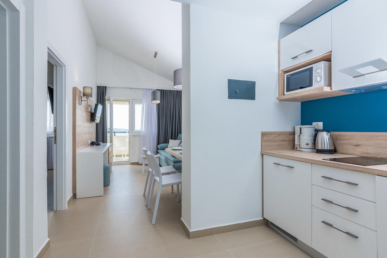 Apartments Vila 4M ราชานาส ภายนอก รูปภาพ